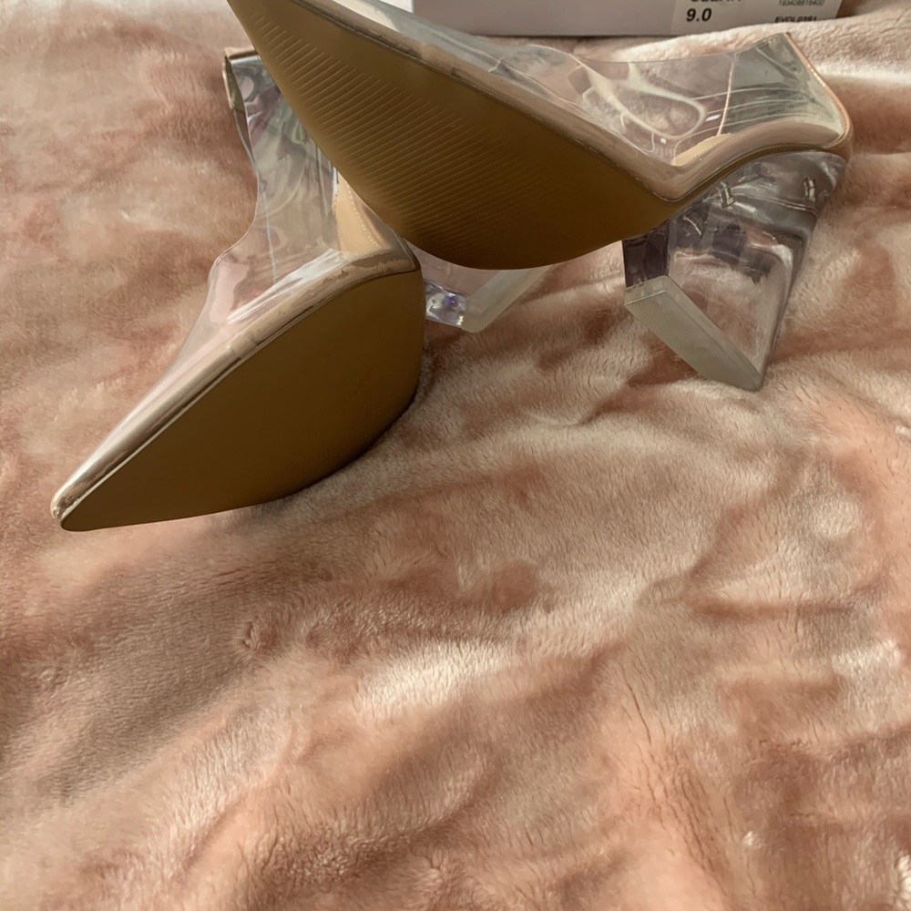 Steve Madden evolution clear